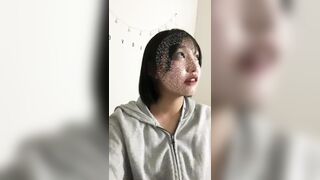 【素人】高画質版(未劣化)LIVE配信のあのコ。アヘ顔でオナったり、身体をゴシゴシみたり編【流.出】 jav jvip (1)