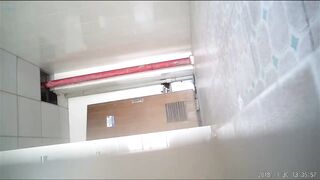 熟女が多い行列できるお仮設トイレ voyeur jp 1