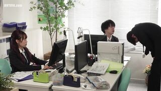 HUNTC-427 2 In my house and at work, there is a divine device that can stop time at will depending on the location! If time is stopped, it doesn't mat... Censored