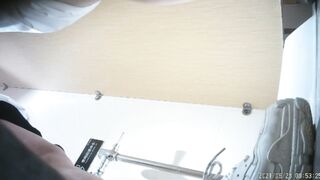 ★無★ 妹子放尿4 2名 美人 voyeur jp