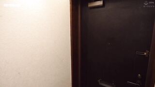 HUNTC-511 I'm the class president, and I visit the home of a girl who's been skipping school every day, but she won't open up to me at all,  Censored