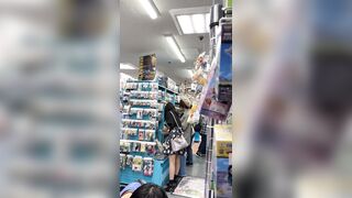 お姉さんの逆さパンチラ動画-２３９ voyeur jp 01-240526