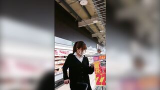 買い物中olの 生 パンチラ 36 voyeur jp