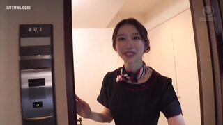 LULU-300 A beautiful wife with a big ass who works as a men's beaut... Reducing Mosaic JAV