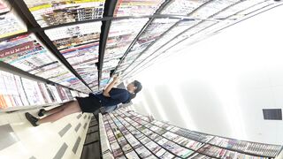 4k ショートパンツの隙間からじっくり純白パンツ撮影 voyeur jp